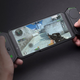 Imagen para el artículo titulado Xiaomi Black Shark Helo: el nuevo móvil de Xiaomi para gamers ofrece 10GB de RAM y mandos por 600 dólares